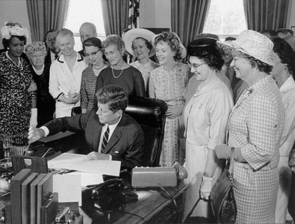 Today In Feminist History Kennedy Signs Equal Pay Act June 10 1963