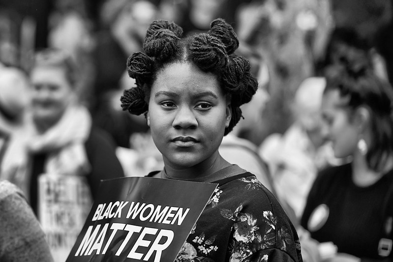 genç-siyah-kadın-aktivizm-juneteenth