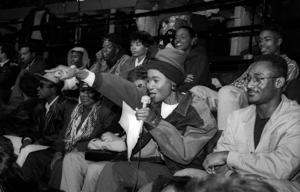 Silinmeye Direnmek: Hip-Hop Efsanesi Dee Barnes ile Bayan Soru-Cevap